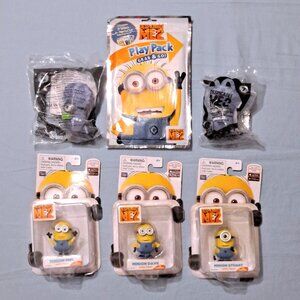 LOT of 5 Despicable Me 2 Collector's Minions and other - NEW in Packaging